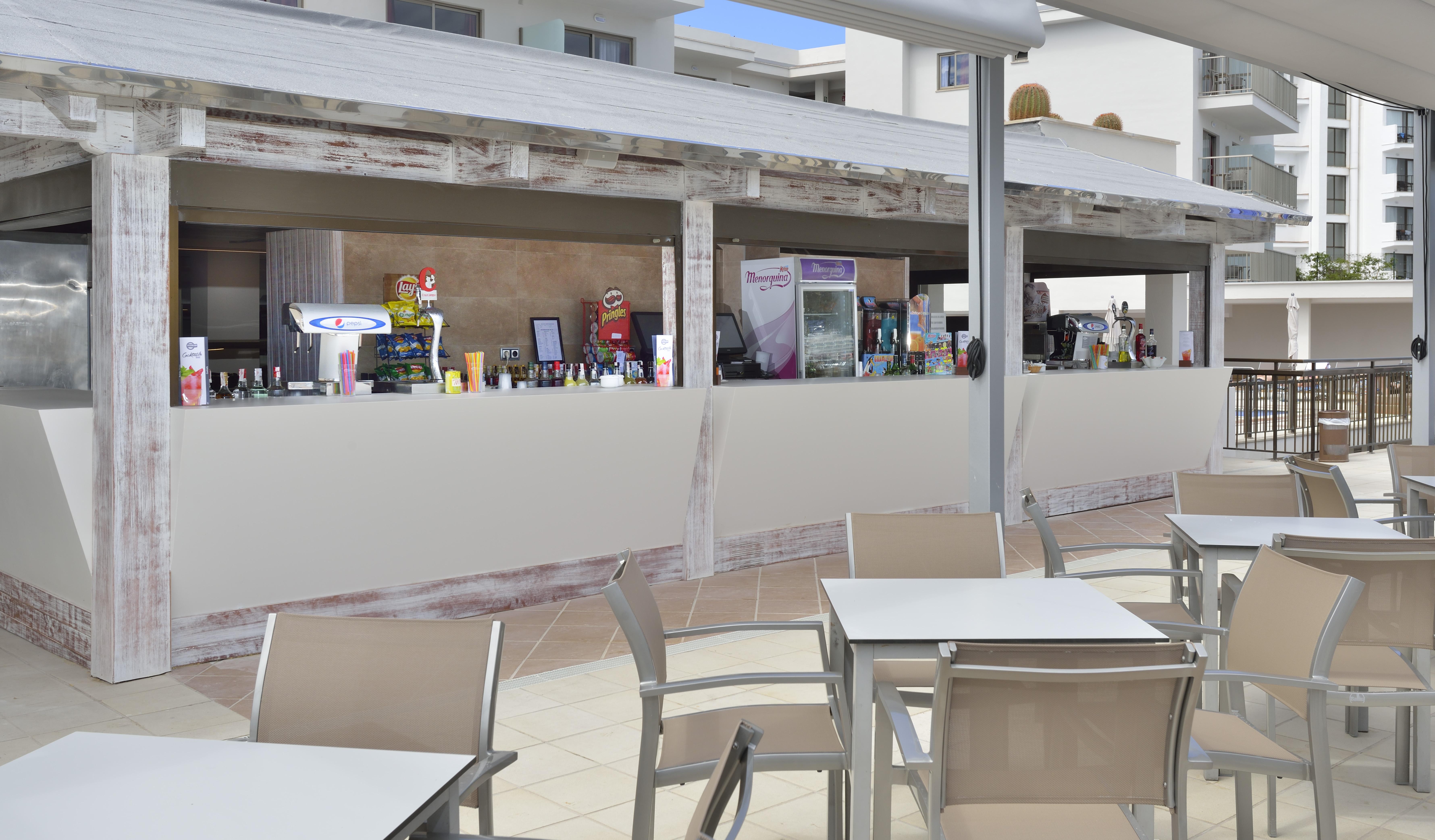 Alua Palmanova Bay Aparthotel Kültér fotó