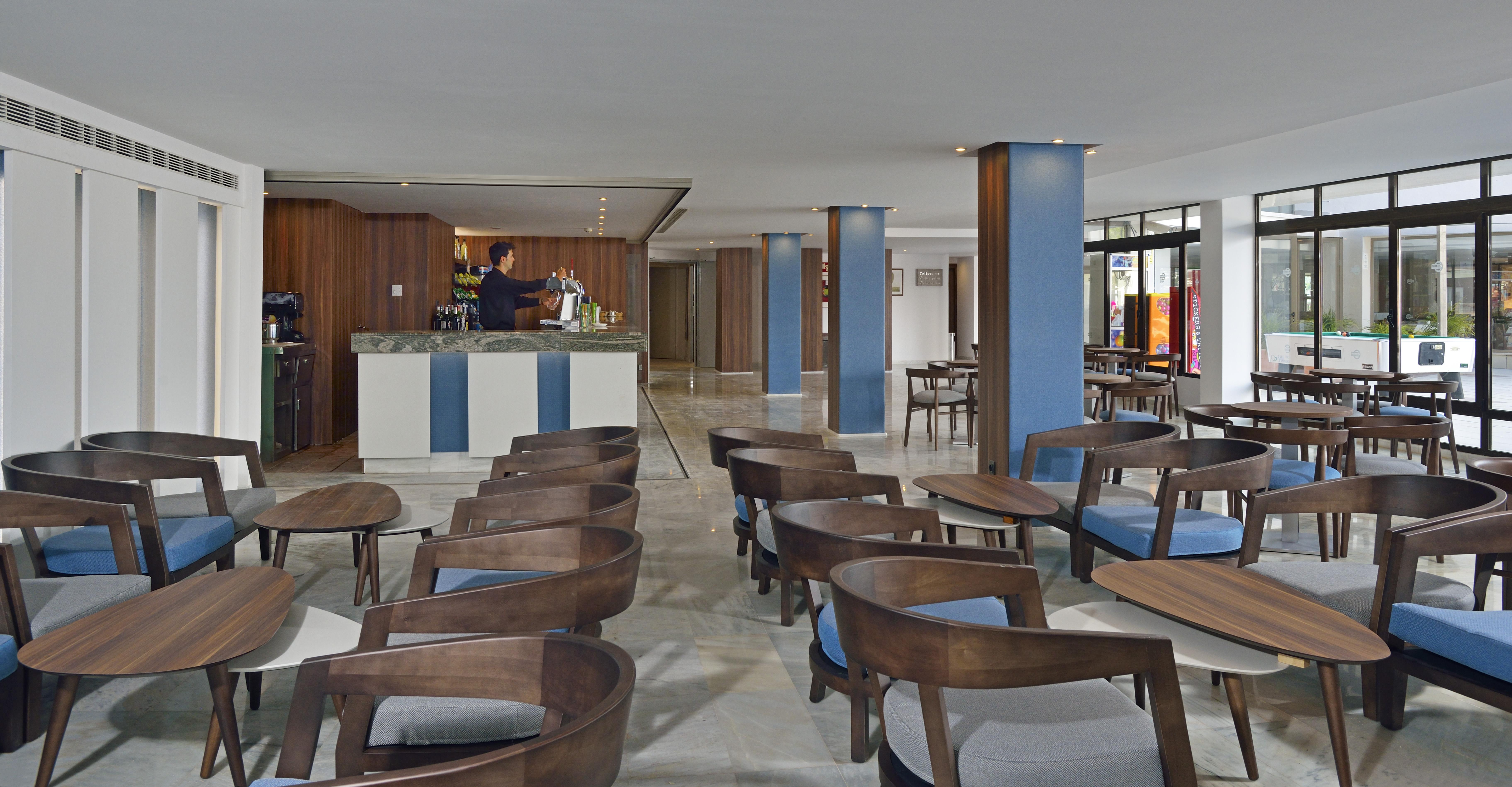 Alua Palmanova Bay Aparthotel Kültér fotó