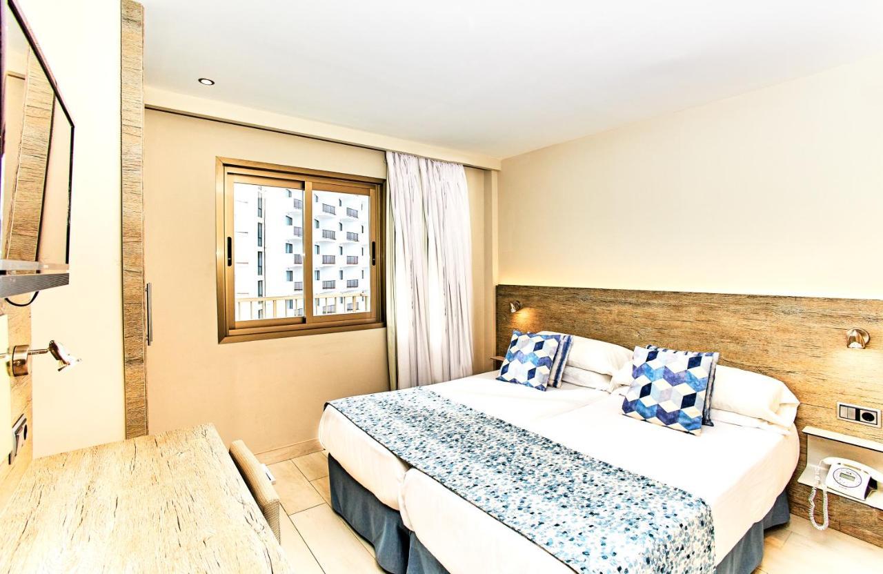 Alua Palmanova Bay Aparthotel Kültér fotó