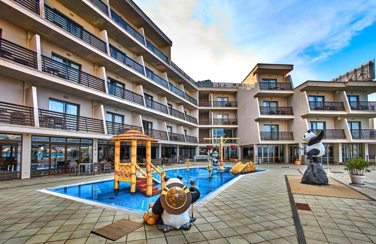 Alua Palmanova Bay Aparthotel Kültér fotó