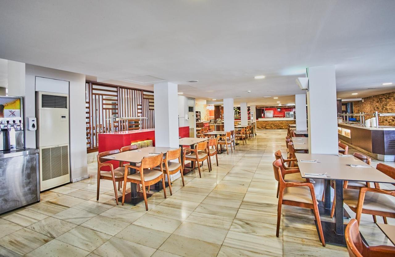 Alua Palmanova Bay Aparthotel Kültér fotó