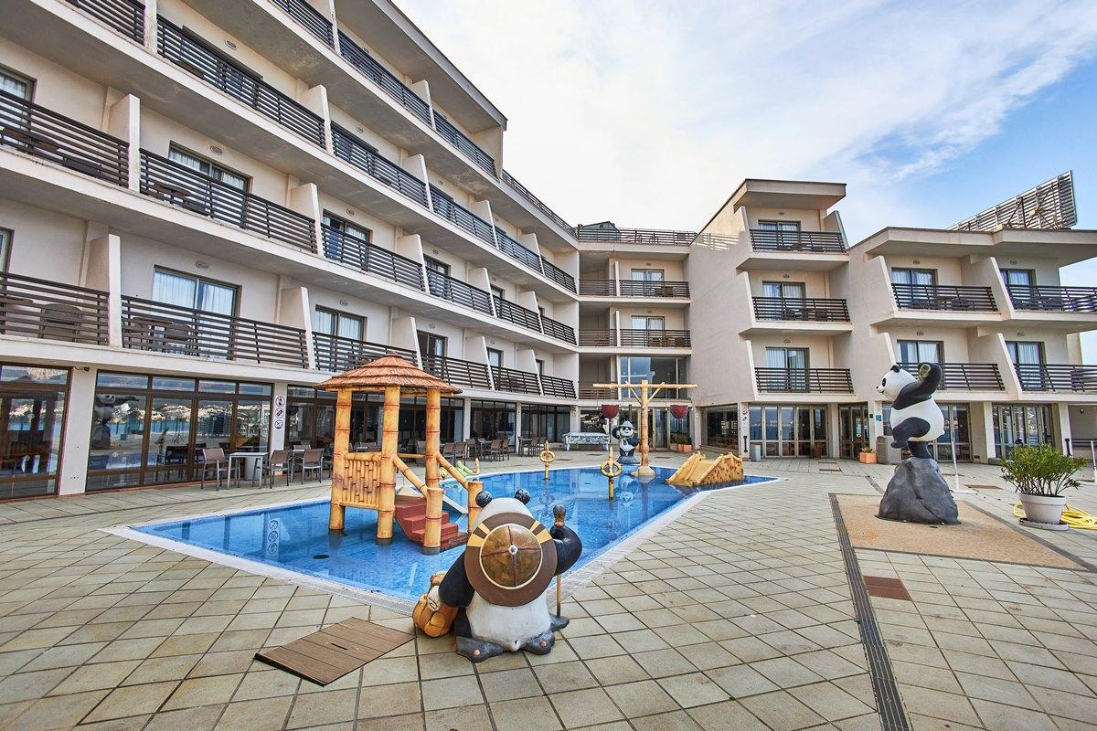 Alua Palmanova Bay Aparthotel Kültér fotó