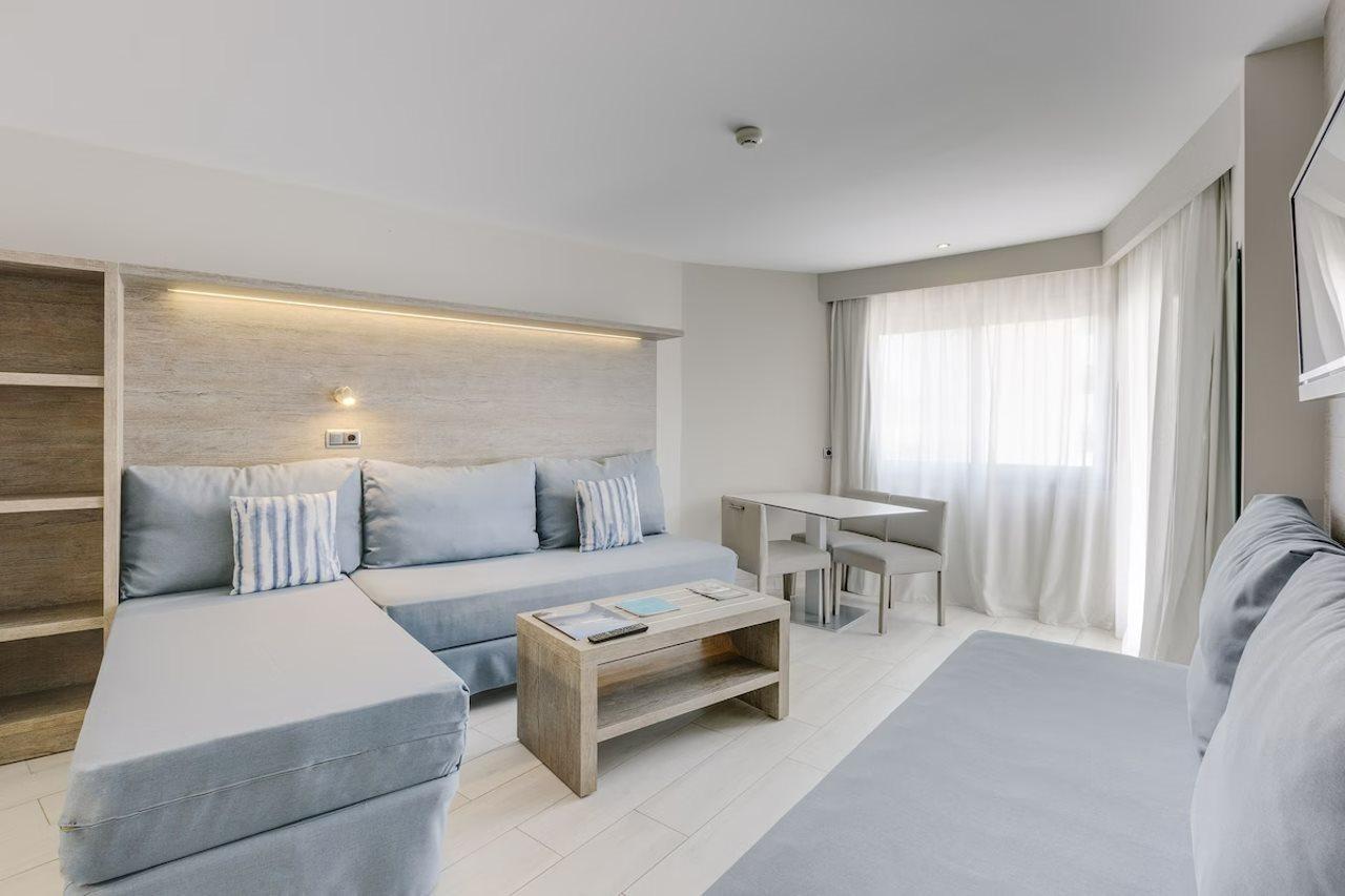 Alua Palmanova Bay Aparthotel Kültér fotó