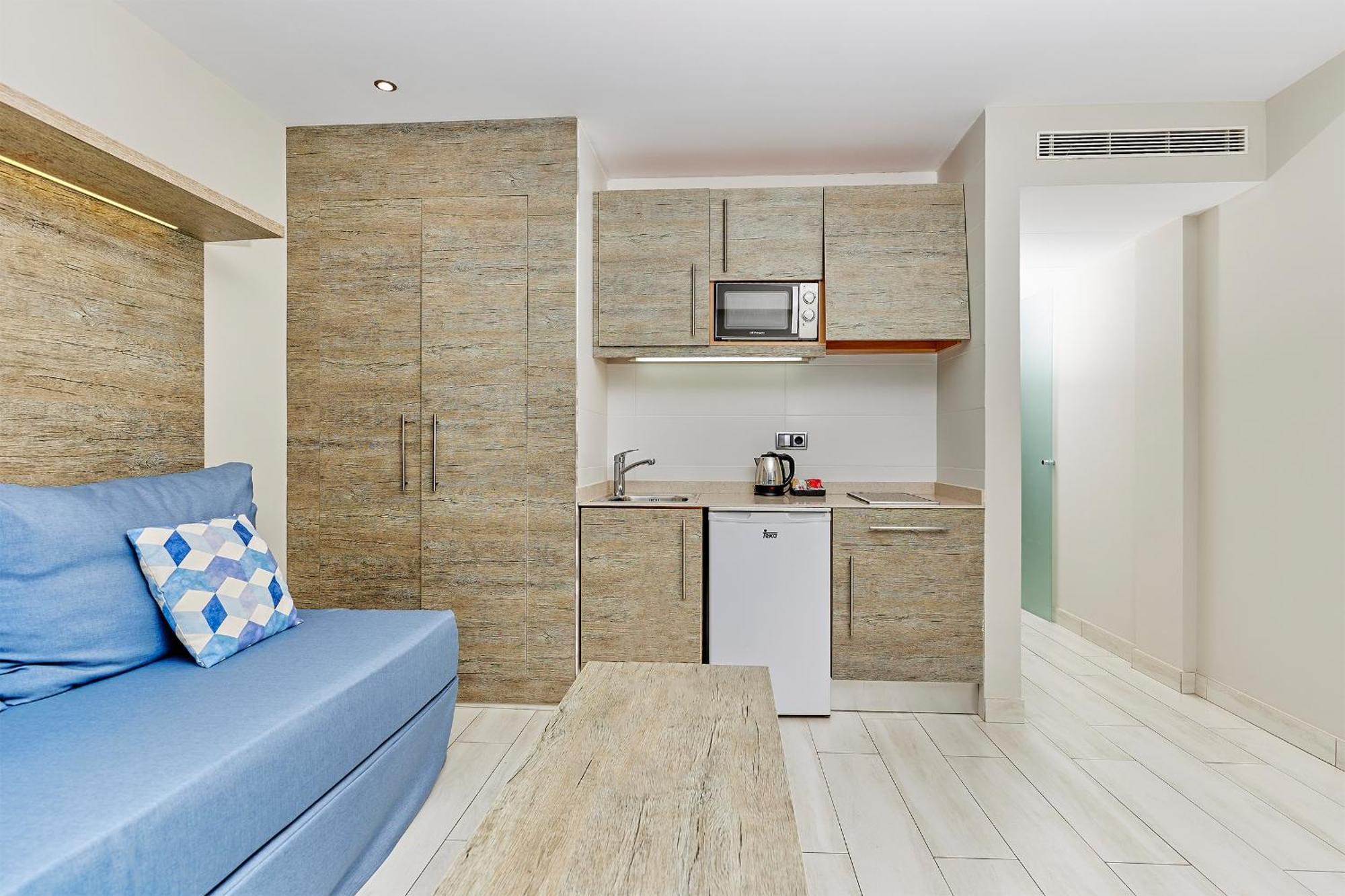 Alua Palmanova Bay Aparthotel Kültér fotó